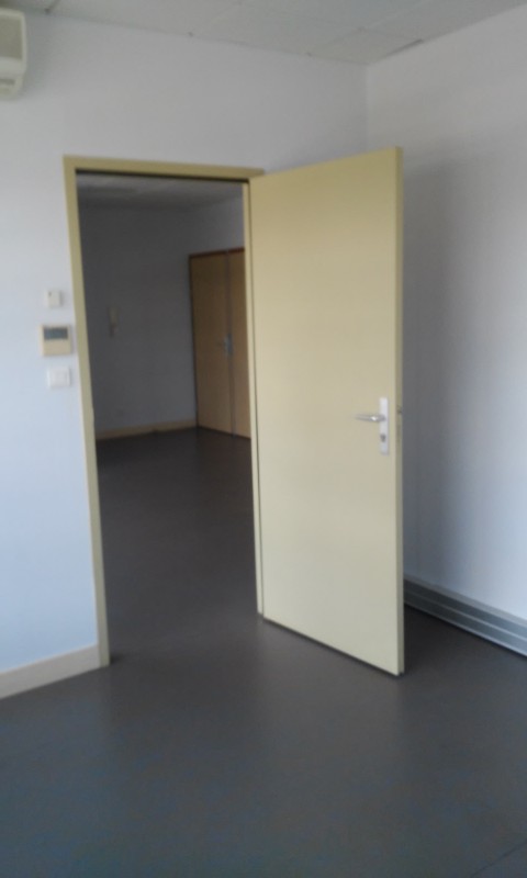 BUREAUX D3-22